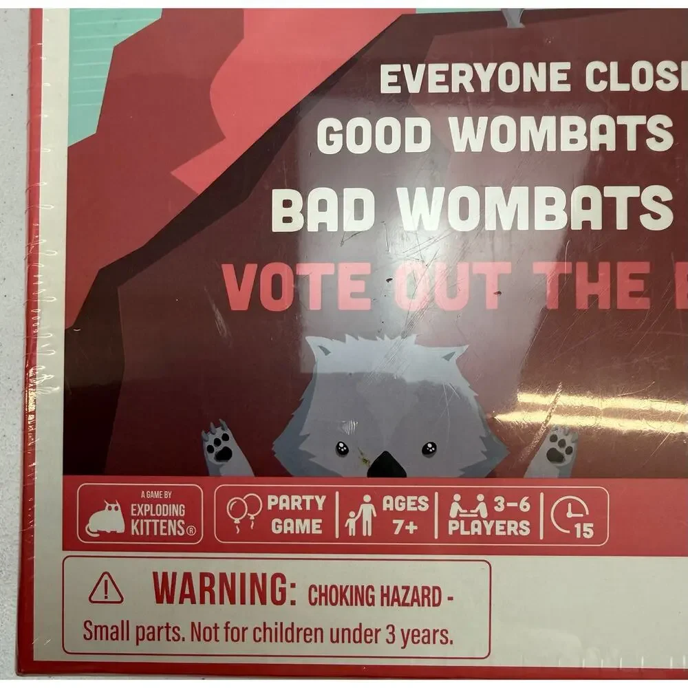 Exploding Kittens hand wombat